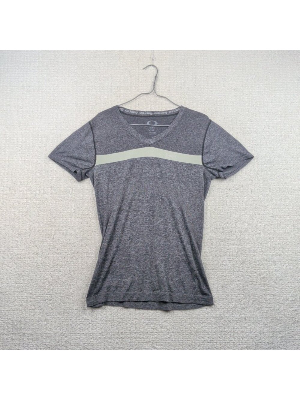 Oakley Fitted T-Shirt Women's Size L Heathered Gray Active Running Gorpcore